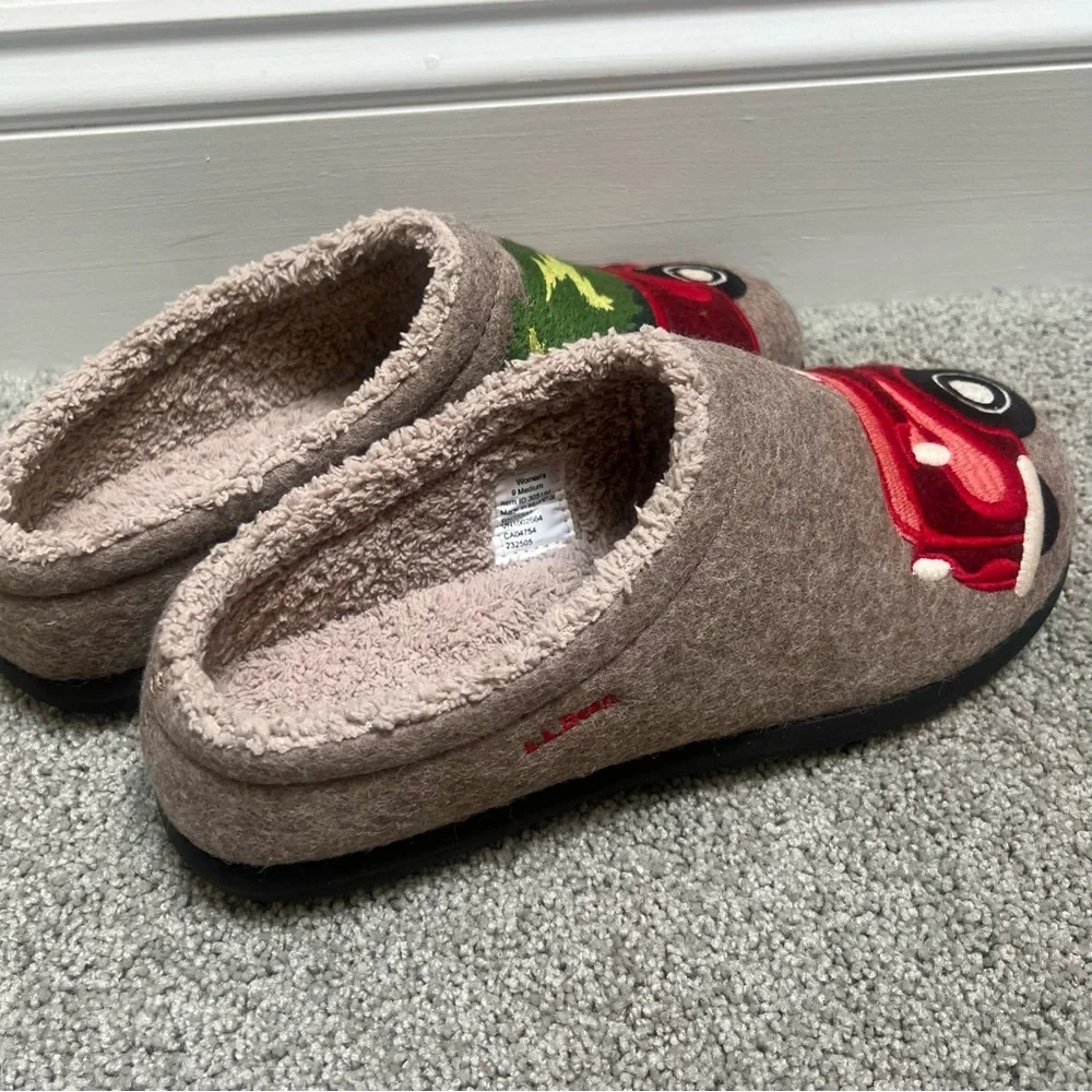 L.L. Bean Tan Felt Mules with Red Truck and Green Tree Appliqué - Picture 2 of 5